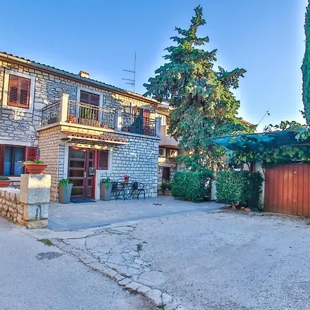 Mikelic Stara 招待所 巴尔巴里加