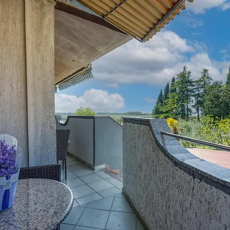 Mikelic Stara 3*