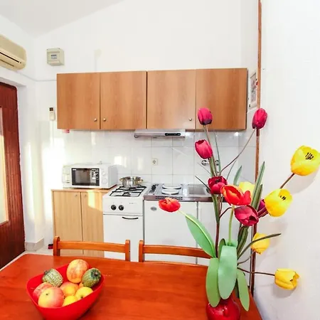Guest house Mikelic Stara 3*