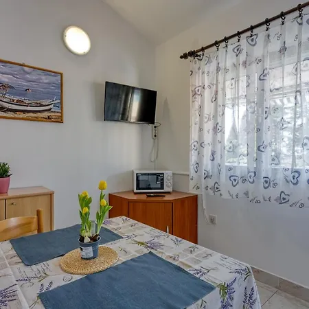 Mikelic Stara 招待所