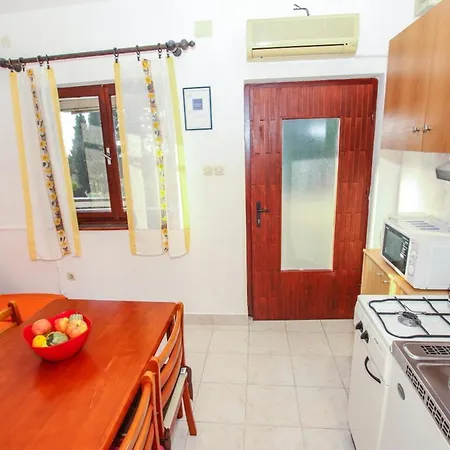 Guest house Mikelic Stara 3*
