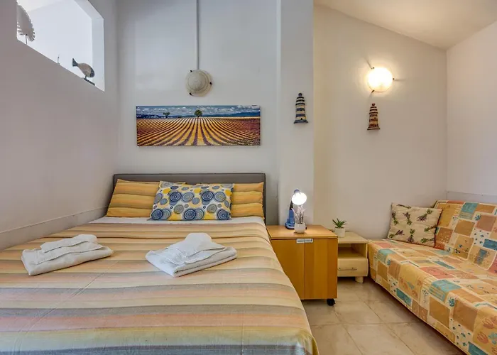 Mikelic Stara 3* Barbariga